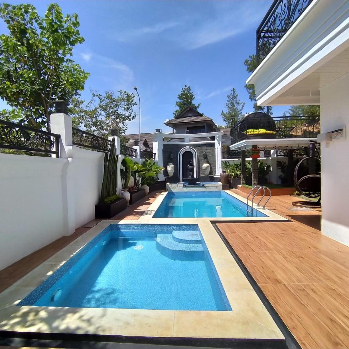 Villa Kota Bunga Malini 7 Cinengangirang Eksteriør billede