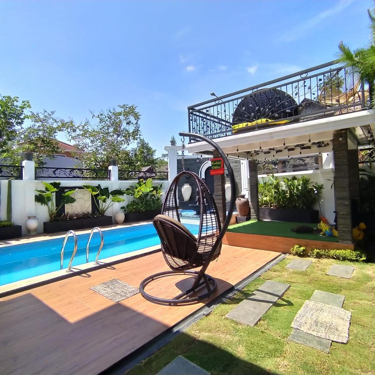 Villa Kota Bunga Malini 7 Cinengangirang Eksteriør billede